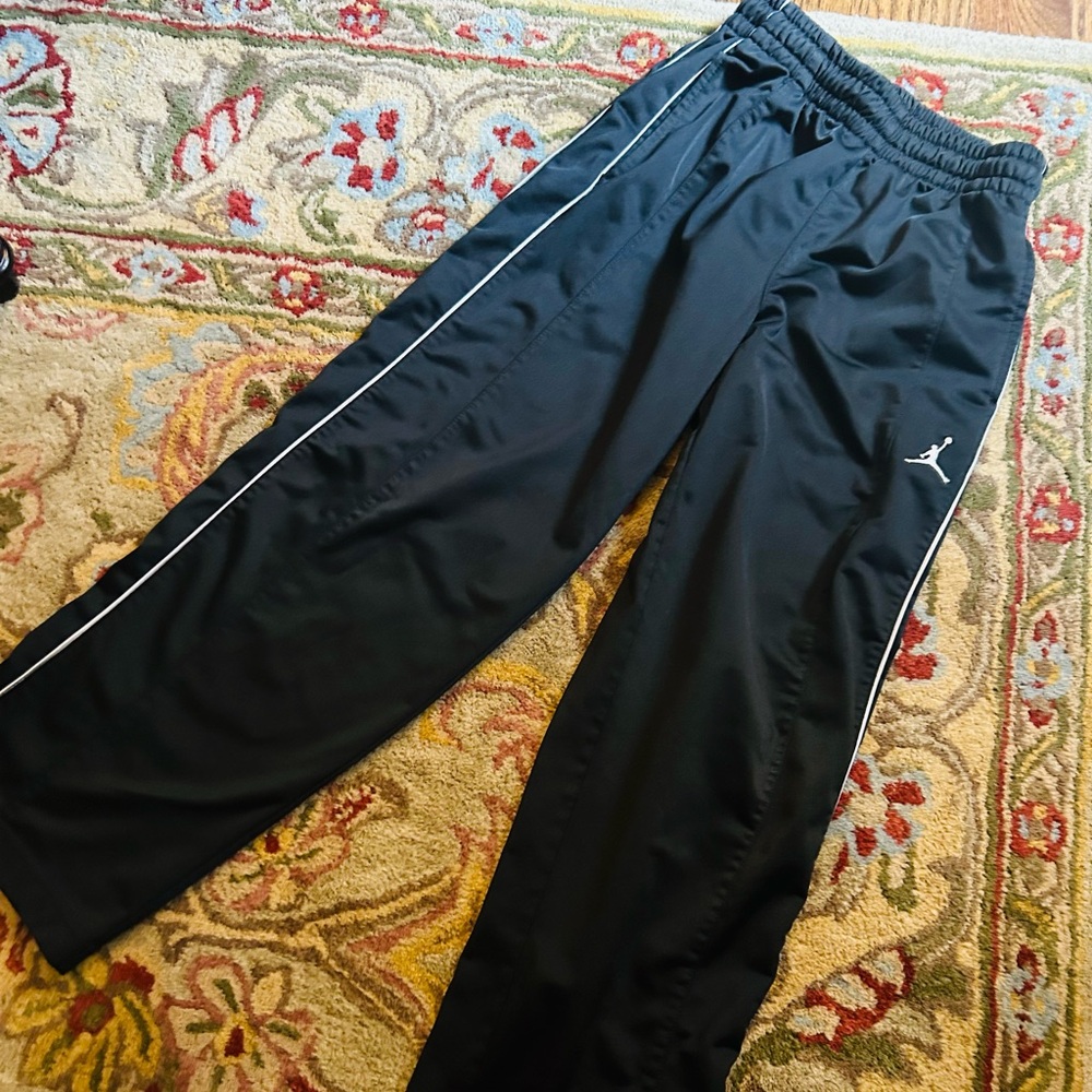 Nike Air JORDAN Youth Size Medium Track Pants